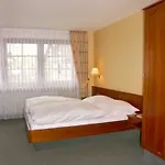 호텔 Hotel-restaurant Weinhaus Grebel