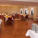 Hotel-restaurant Weinhaus Grebel 호텔 3*