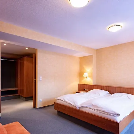 维恩豪斯格列伯餐厅酒店 酒店 科布倫茨