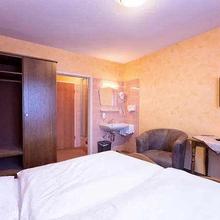 维恩豪斯格列伯餐厅酒店