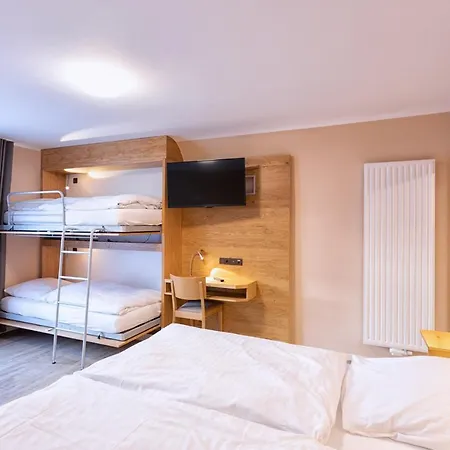 Otel Hotel-restaurant Weinhaus Grebel