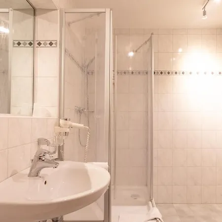 维恩豪斯格列伯餐厅酒店 酒店 科布倫茨