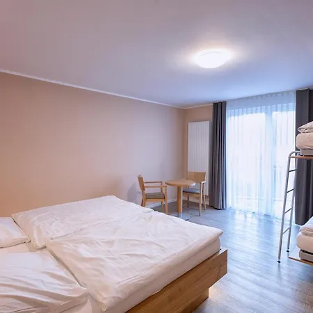 维恩豪斯格列伯餐厅酒店 酒店 3*