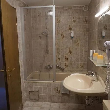 维恩豪斯格列伯餐厅酒店 酒店 科布倫茨